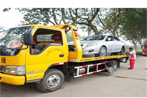 西安区附近24小时汽车拖车服务热线