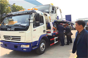 西安区汽车道路救援拖车价格